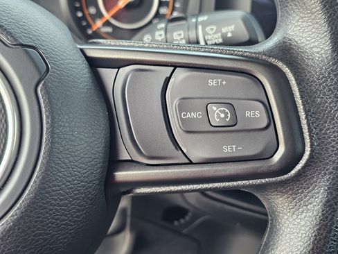 Used 2024 Jeep Wrangler Sport AWD/4WD image 23