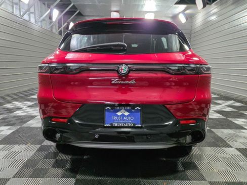Used 2024 Alfa Romeo Tonale Ti AWD/4WD image 6