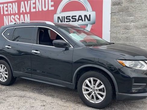 Used 2018 Nissan Rogue SV image 21
