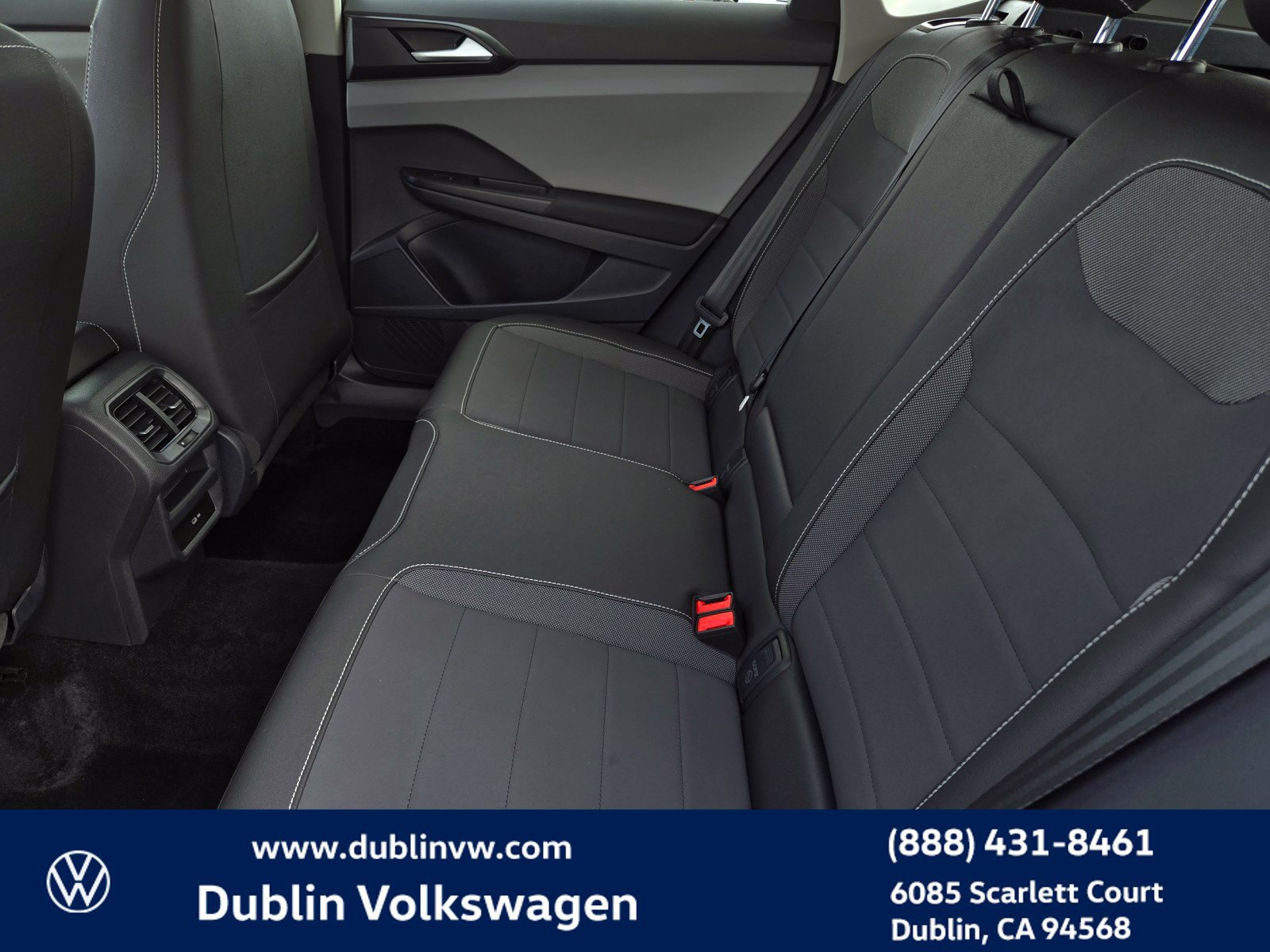 Certified 2023 Volkswagen Taos SE w/ Panoramic Sunroof Package FWD image 12
