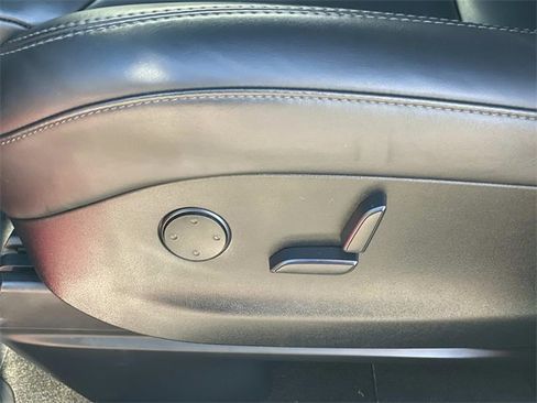 Used 2019 Tesla Model X Long Range image 22