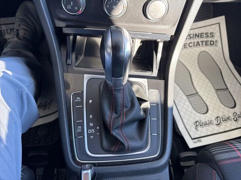 Used 2017 Volkswagen GTI S image 24