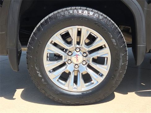Used 2024 GMC Sierra 1500 Denali w/ Technology Package image 9
