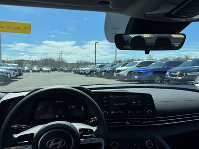 New 2025 Hyundai Elantra Blue