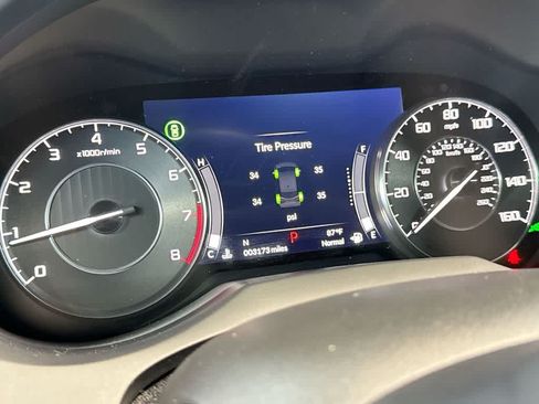 Used 2025 Acura RDX SH-AWD image 16
