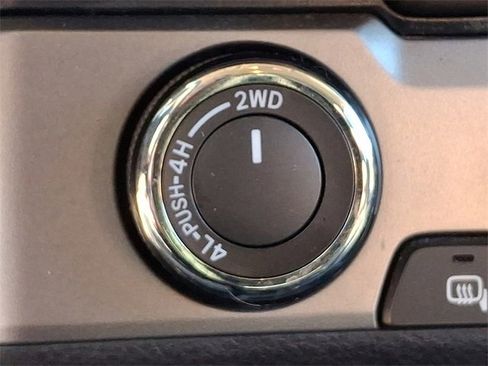 Used 2020 Toyota Tacoma SR image 22