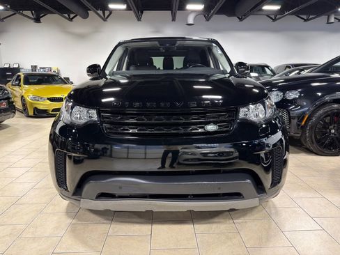 Used 2018 Land Rover Discovery SE image 10