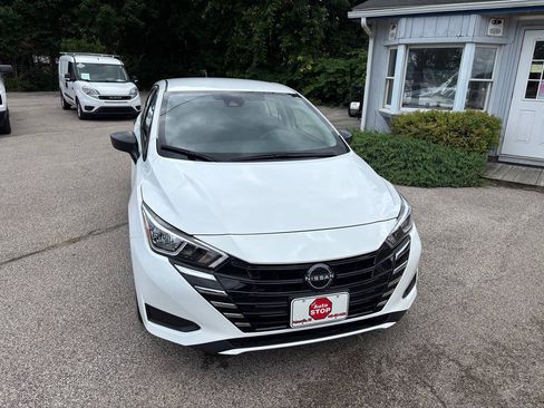 Used 2024 Nissan Versa S w/ S Plus Package FWD image 7