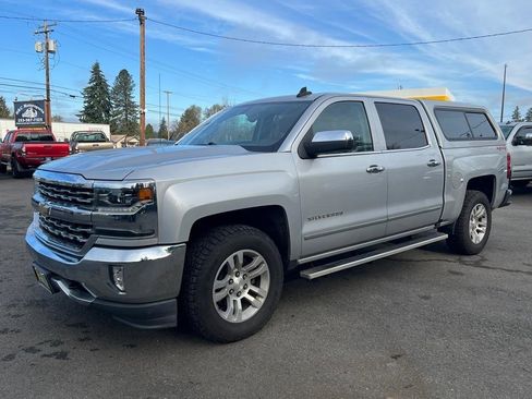Used 2017 Chevrolet Silverado 1500 LTZ image 33