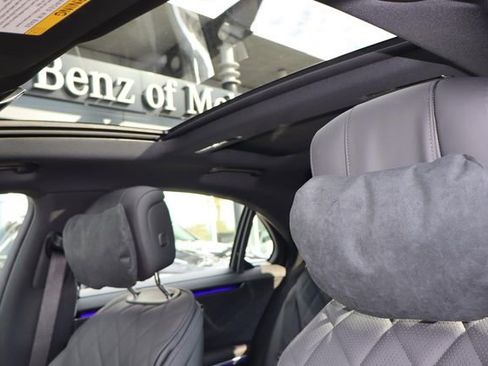 New 2025 Mercedes-Benz S 580 4MATIC Sedan image 7