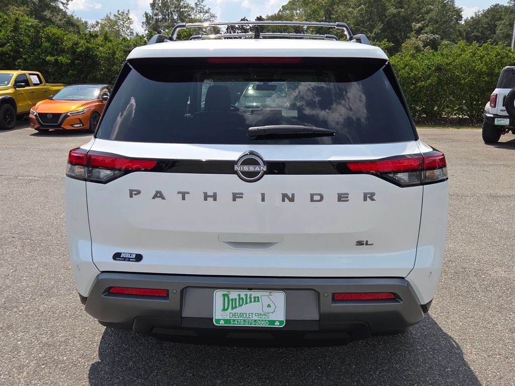 New 2026 Nissan Pathfinder SL w/ Cargo Package FWD image 10