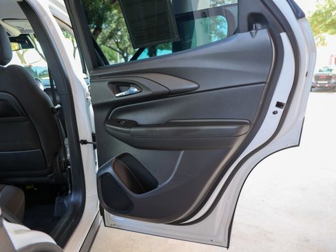 Used 2025 Chevrolet TrailBlazer LT w/ Convenience Package FWD image 28
