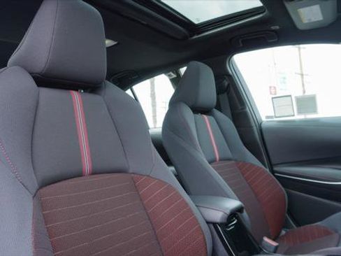 Certified 2023 Toyota Corolla SE w/ SE Premium Package FWD image 25
