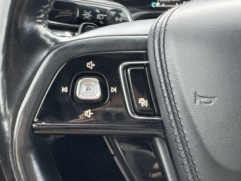 Used 2020 Lincoln Aviator Reserve w/ Equipment Group 202A image 17