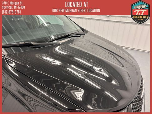 Used 2024 Chrysler Pacifica Touring-L FWD image 30