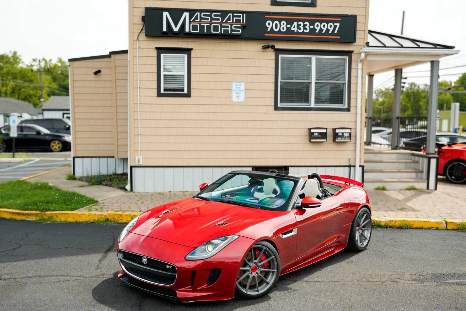 Used 2016 Jaguar F-TYPE R AWD/4WD image 1