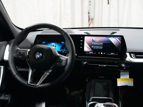 New 2027 BMW X1 xDrive28i AWD/4WD image 3