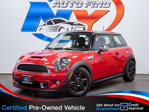 Used 2011 MINI Cooper S image 1