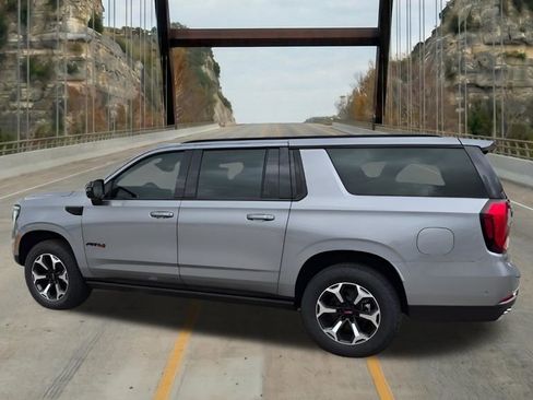 New 2026 GMC Yukon XL AT4 Ultimate AWD/4WD image 7