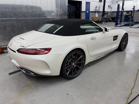 Used 2018 Mercedes-Benz AMG GT C image 3