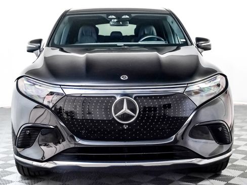 Certified 2023 Mercedes-Benz EQS 450+ SUV w/ Exclusive Trim Package image 8