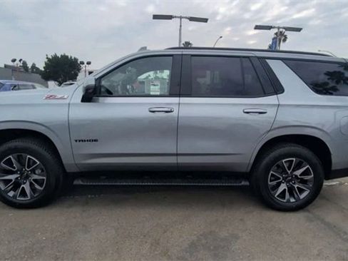 Certified 2024 Chevrolet Tahoe Z71 w/ Luxury Package image 5