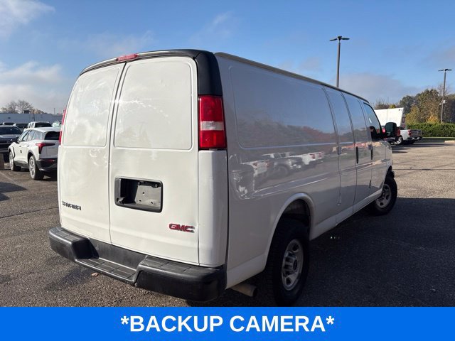 Used 2023 GMC Savana 3500 Extended w/ Driver Convenience Package RWD image 4