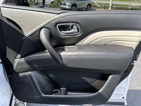 Used 2019 INFINITI QX80 Limited image 12
