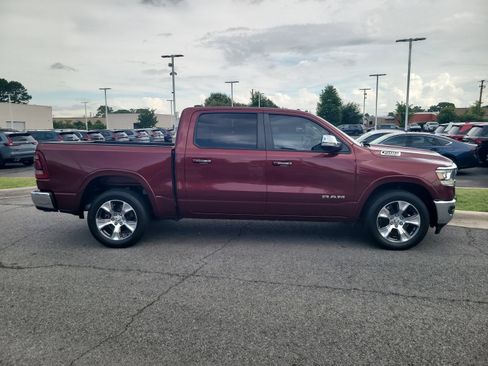 Used 2019 RAM 1500 Laramie RWD image 2