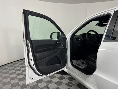 Used 2024 Dodge Durango GT RWD image 17