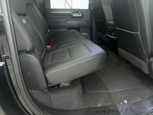 Used 2025 GMC Sierra 3500 Denali image 10