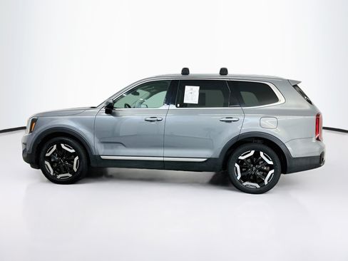 Used 2025 Kia Telluride S AWD/4WD image 4