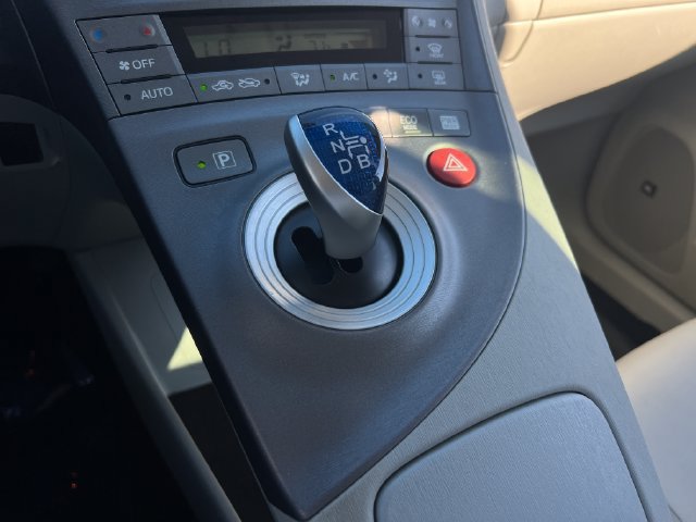 Used 2015 Toyota Prius Four FWD image 25