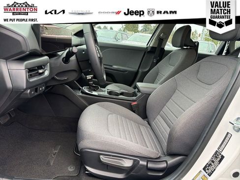Used 2025 Kia K4 EX FWD image 13