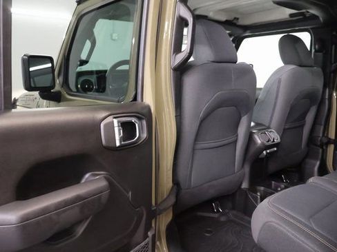 Used 2025 Jeep Wrangler Sport image 24