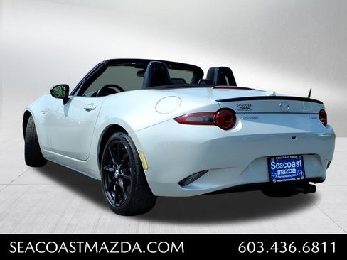 Used 2019 MAZDA MX-5 Miata Club w/ I-ACTIVSENSE Club Package RWD image 3