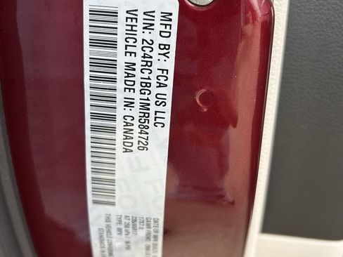 Used 2021 Chrysler Pacifica Touring-L image 14