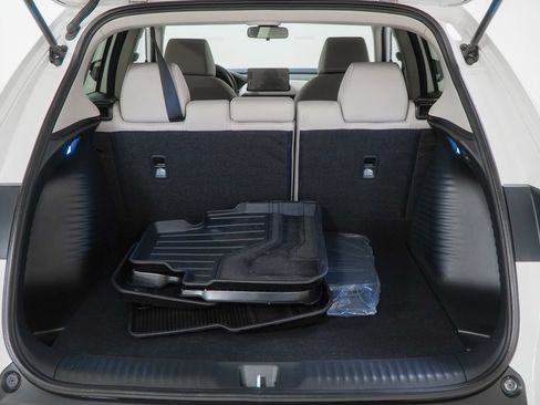 Certified 2026 Honda HR-V LX image 10