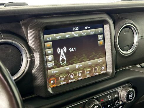 Used 2021 Jeep Wrangler Unlimited Sahara w/ Uconnect 4C Nav & Sound Group AWD/4WD image 15