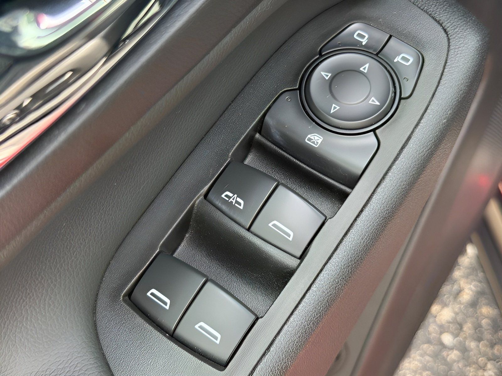Used 2021 Chevrolet Equinox LT AWD/4WD image 44