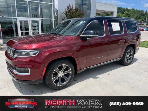 Used 2023 Jeep Grand Wagoneer 4WD image 1
