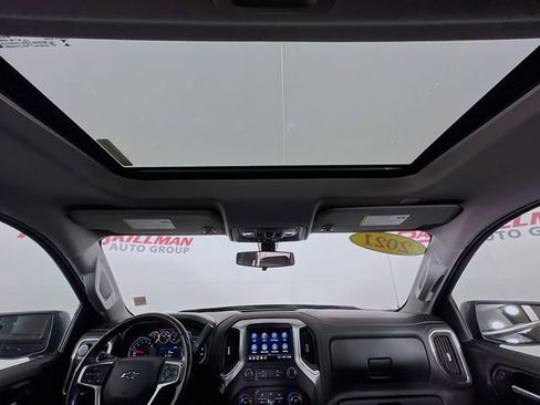 Used 2021 Chevrolet Silverado 1500 LT Trail Boss w/ Convenience Package II image 25