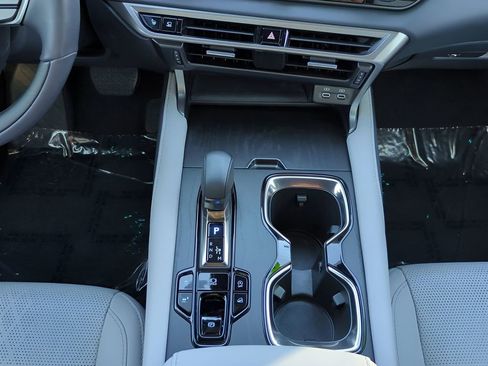 Used 2024 Lexus RX 350 Premium Plus w/ Convenience Package image 18