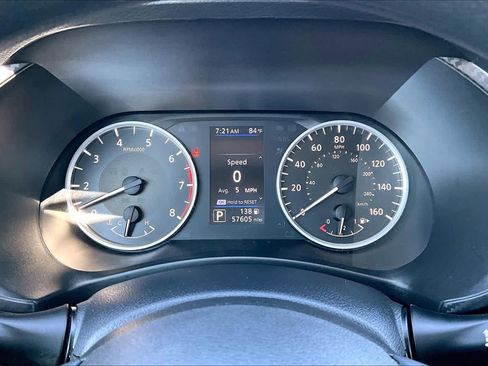 Used 2024 Nissan Sentra S FWD image 25