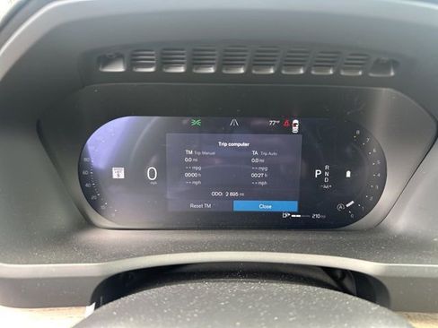 New 2026 Volvo XC90 B6 Plus w/ Protection Package Premier AWD/4WD image 16