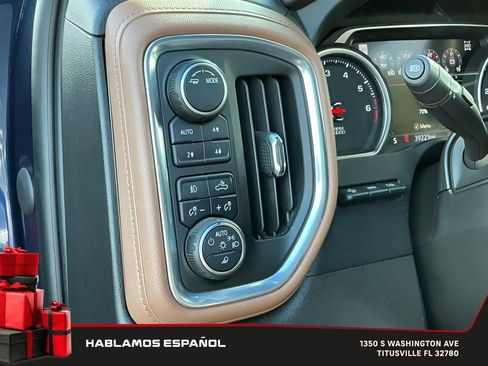 Used 2022 Chevrolet Silverado 2500 High Country w/ Technology Package image 22