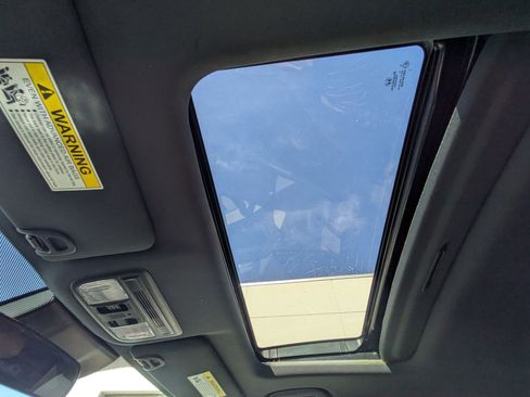 Used 2019 Honda Civic EX image 18