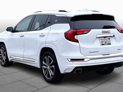 Used 2020 GMC Terrain Denali w/ Denali Premium Package image 11