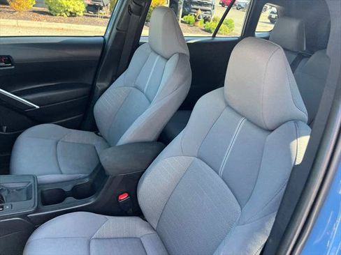 Certified 2026 Toyota Corolla Cross AWD Hybrid w/ Moonroof Package image 14