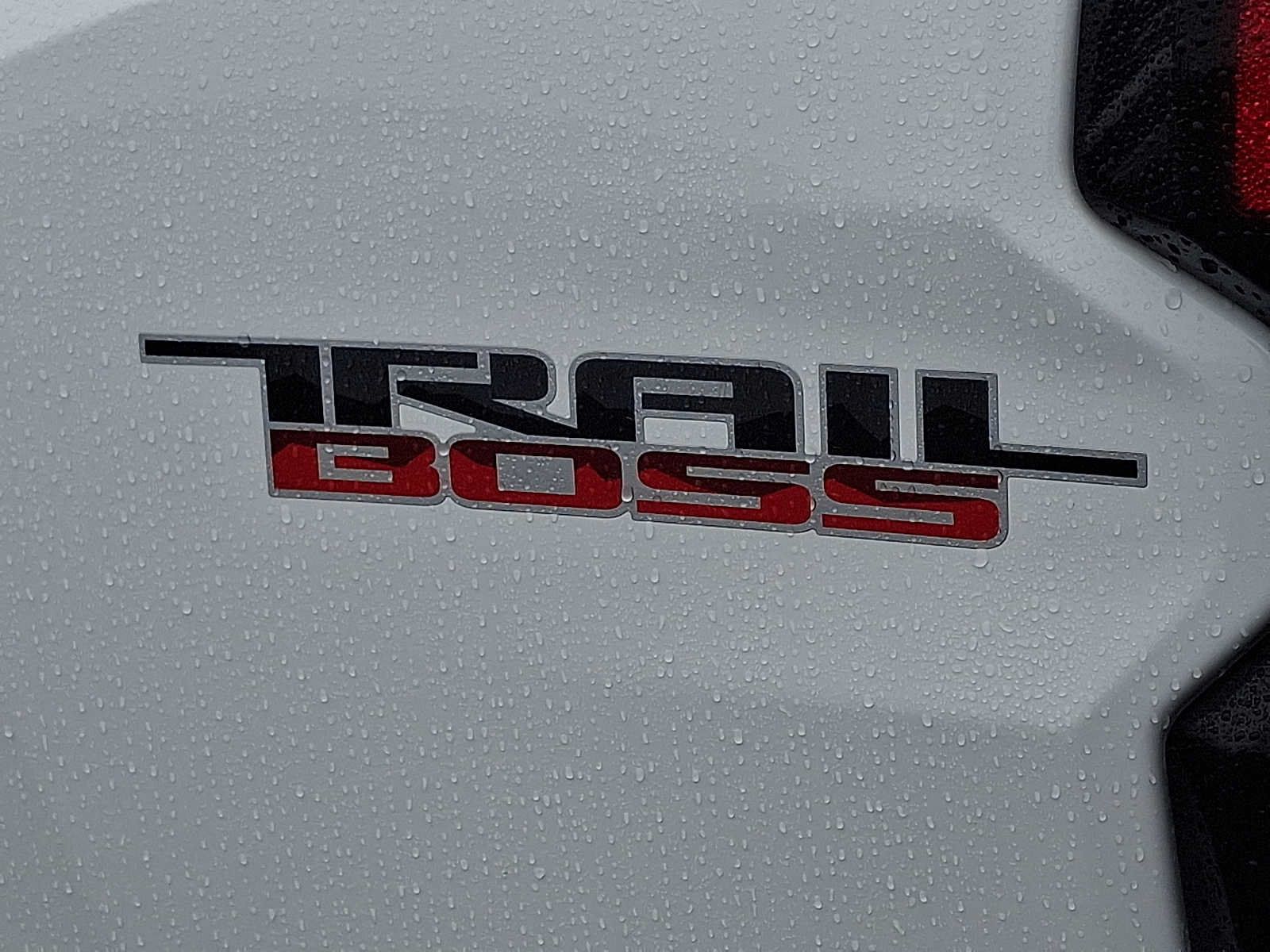 Used 2025 Chevrolet Colorado Trail Boss AWD/4WD image 30